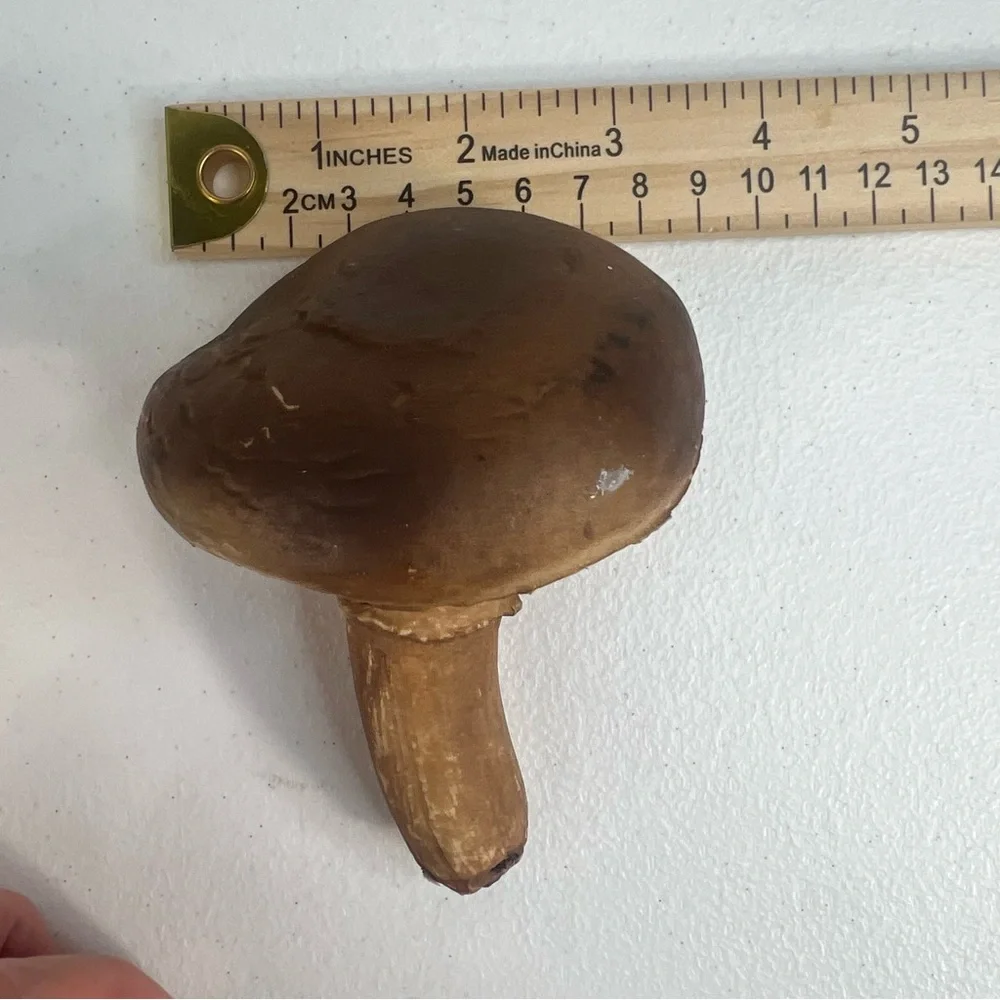 Vintage Lot of 5 Blow Mold Faux Mushrooms Fairy Garden Forrest Decor 70’s‎